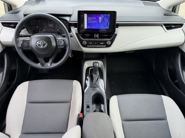 Used 2025 Toyota Corolla LE FWD image 10