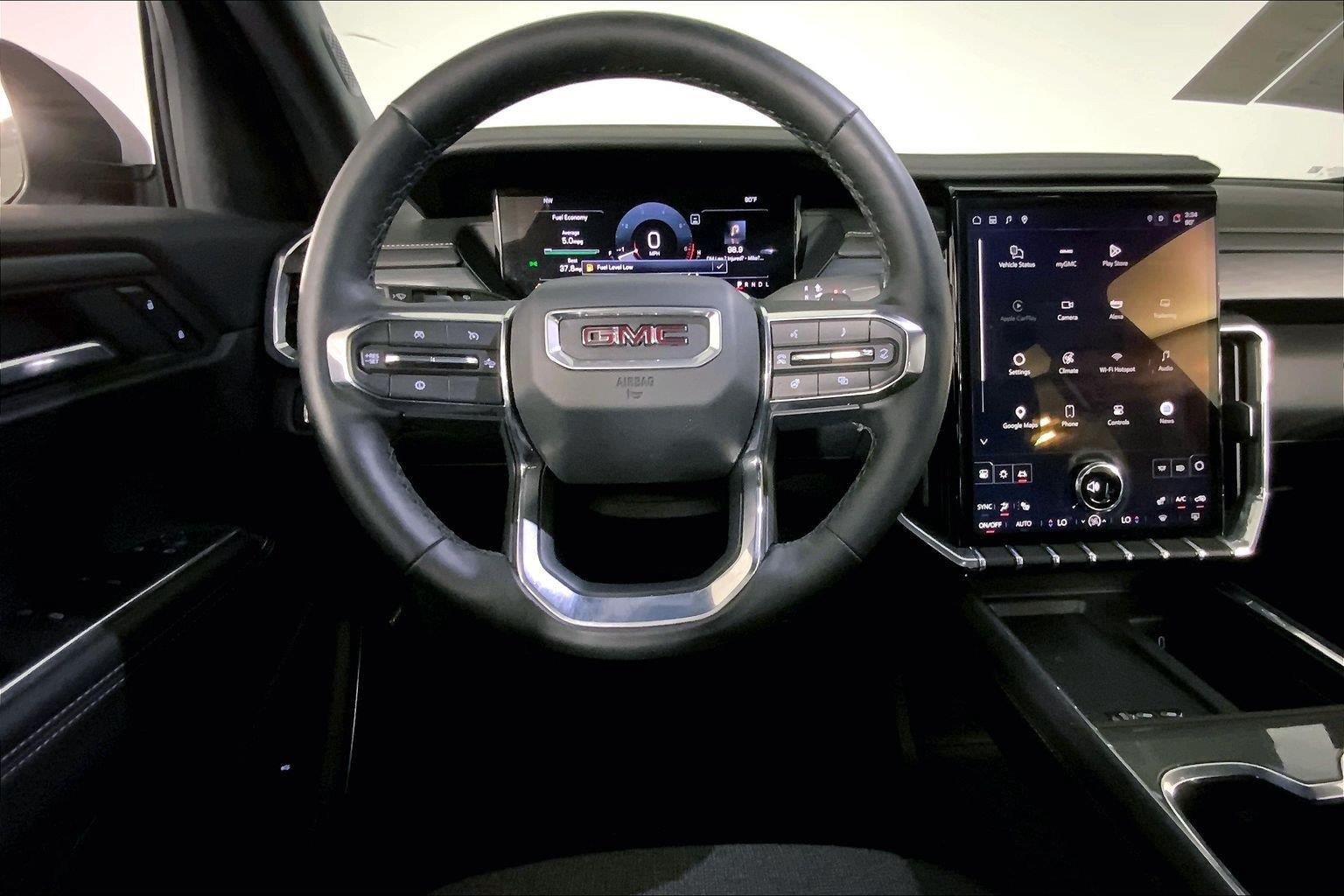Used 2025 GMC Acadia Elevation FWD image 5