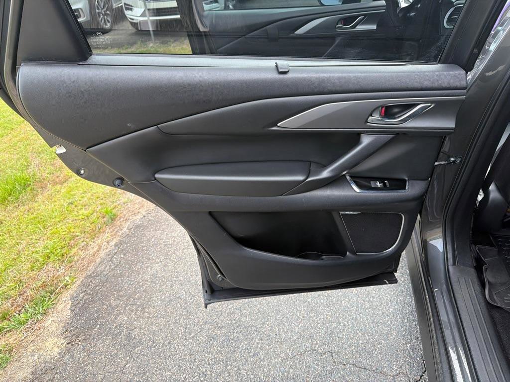 Used 2018 MAZDA CX-9 Touring w/ Touring Premium Package FWD image 33