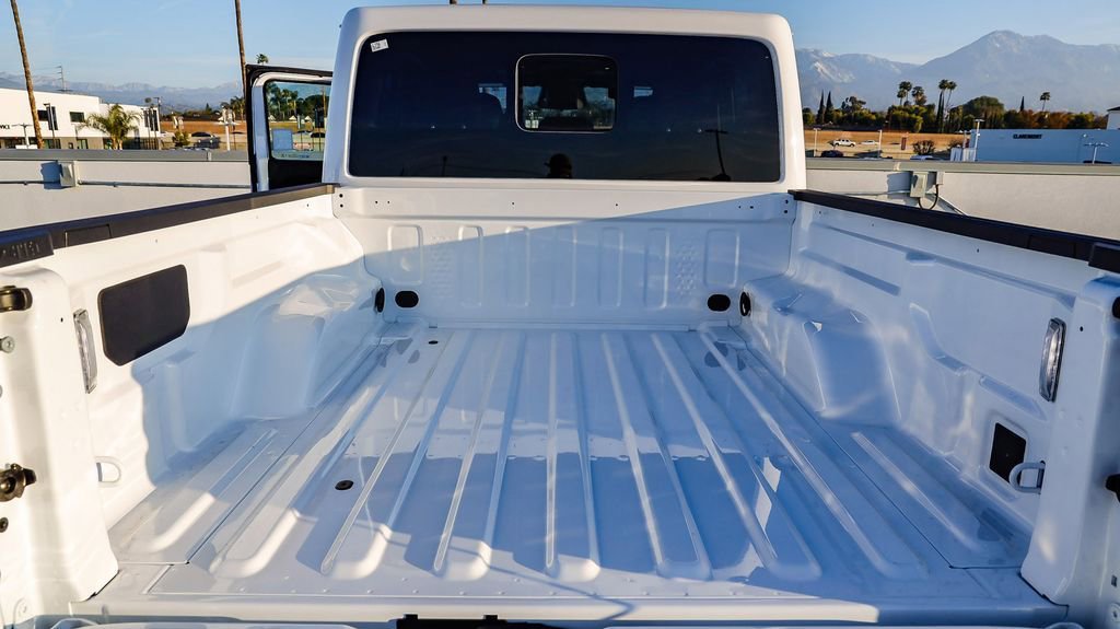 New 2026 Jeep Gladiator Mojave image 30