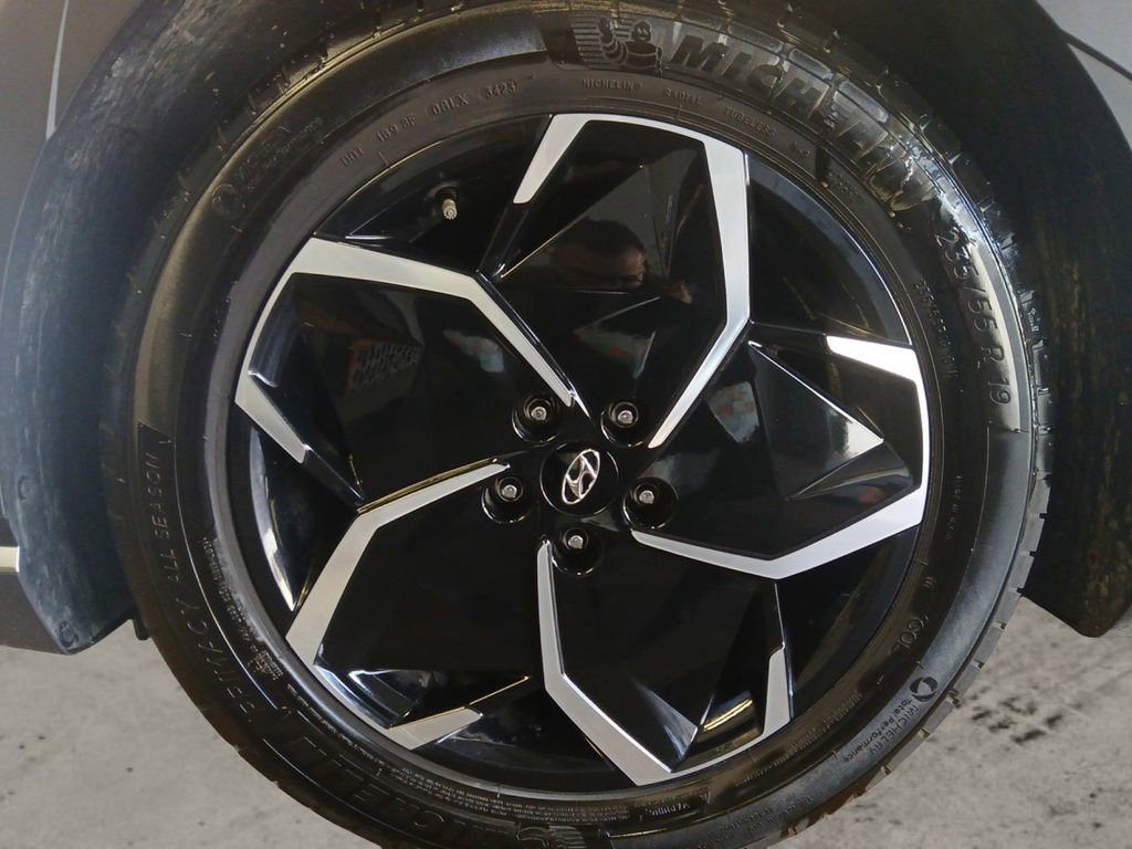 Certified 2024 Hyundai Ioniq 5 SEL RWD image 14