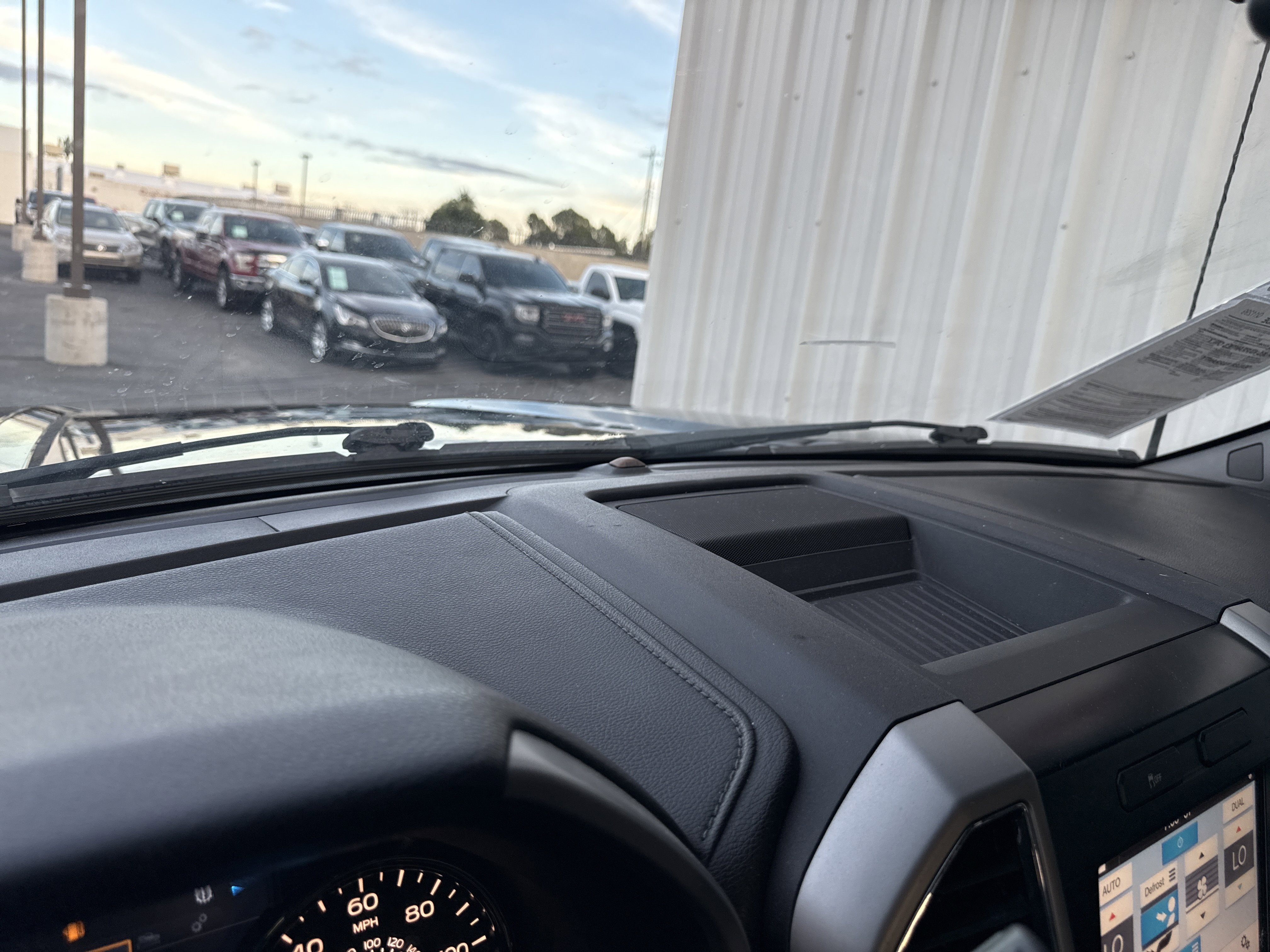 Used 2017 Ford F150 Lariat image 37