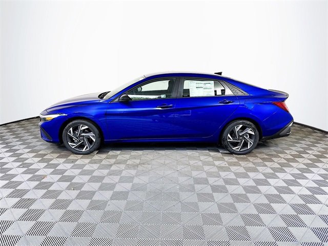 New 2025 Hyundai Elantra SEL image 5