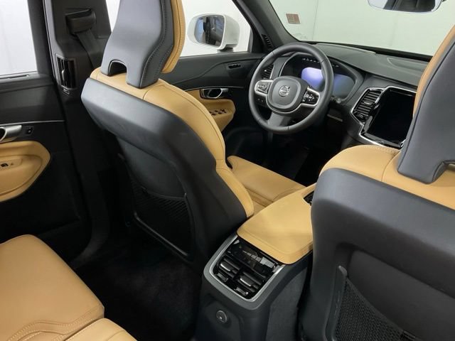 Used 2024 Volvo XC90 T8 Ultimate w/ Protection Package Premier AWD/4WD image 31