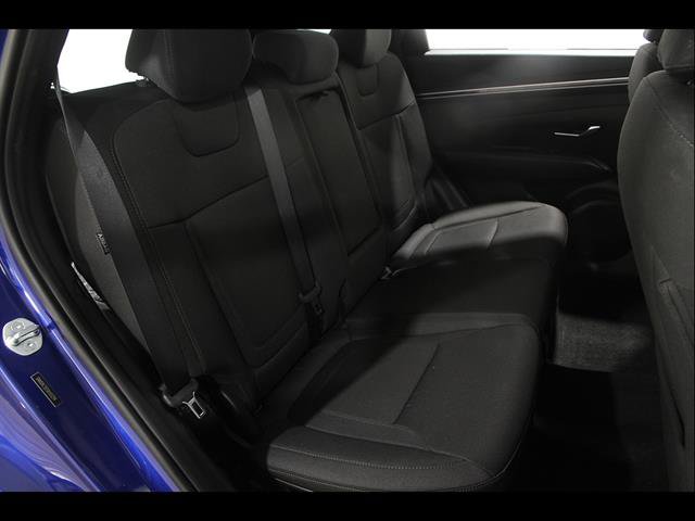 Used 2024 Hyundai Tucson SE AWD/4WD image 16