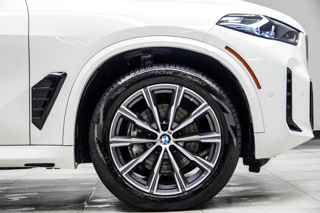 Used 2026 BMW X5 xDrive40i AWD/4WD image 8