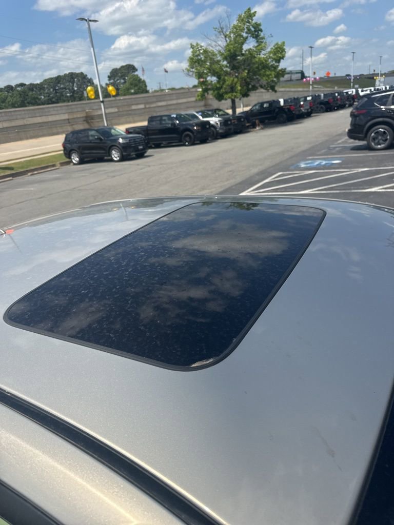 Used 2010 Lincoln MKZ FWD image 7