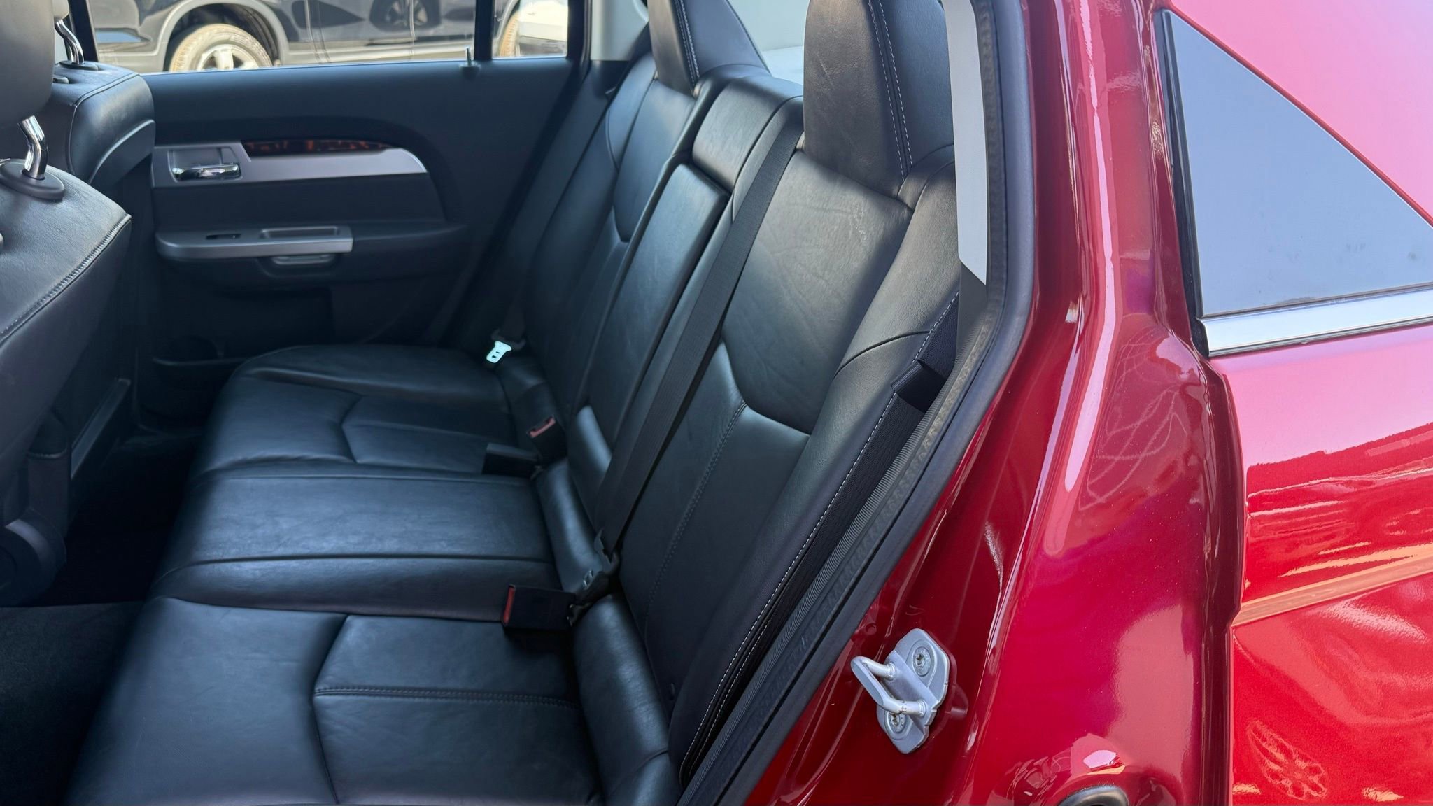 Used 2010 Chrysler Sebring Limited image 23