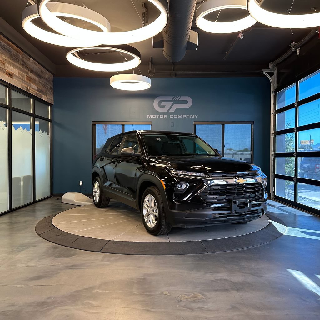 Used 2024 Chevrolet TrailBlazer LS w/ LS Convenience Package