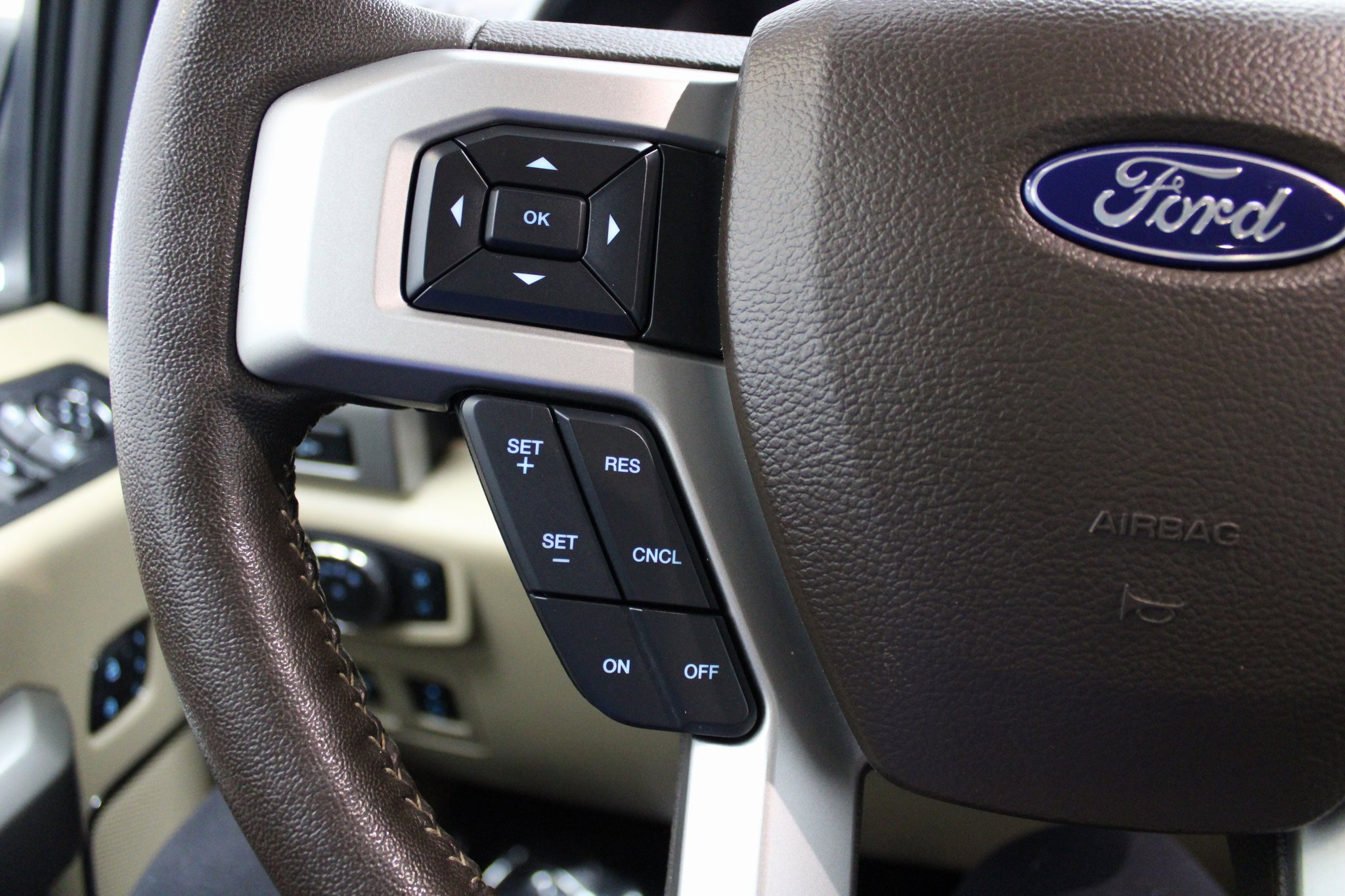 Used 2018 Ford F150 Lariat w/ Equipment Group 501A Mid image 38