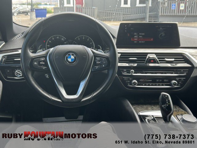 Used 2017 BMW 530i RWD image 12