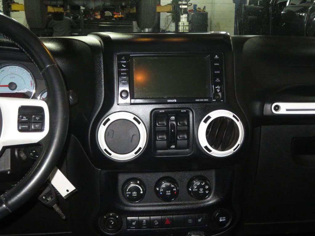 Used 2014 Jeep Wrangler Unlimited Sahara AWD/4WD image 37