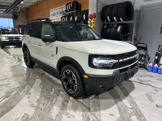 Used 2025 Ford Bronco Sport Outer Banks w/ Outer Banks Tech Package+ image 11