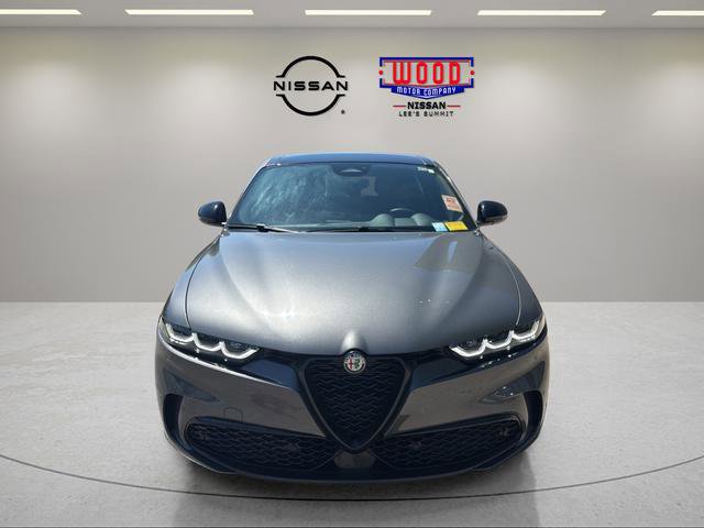 Used 2025 Alfa Romeo Tonale w/ Premium Package AWD/4WD image 6