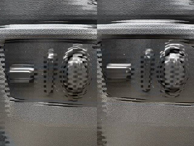 Used 2020 Chevrolet Silverado 1500 High Country w/ Technology Package image 28