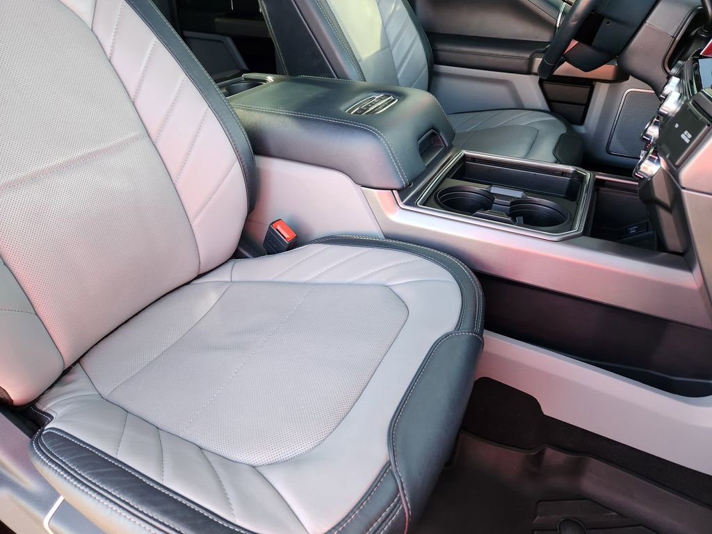 Used 2022 Ford F350 Limited image 14