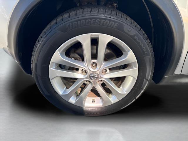 Used 2012 Nissan Juke SV image 9