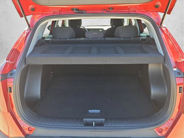 Used 2025 Hyundai Kona SEL FWD image 6