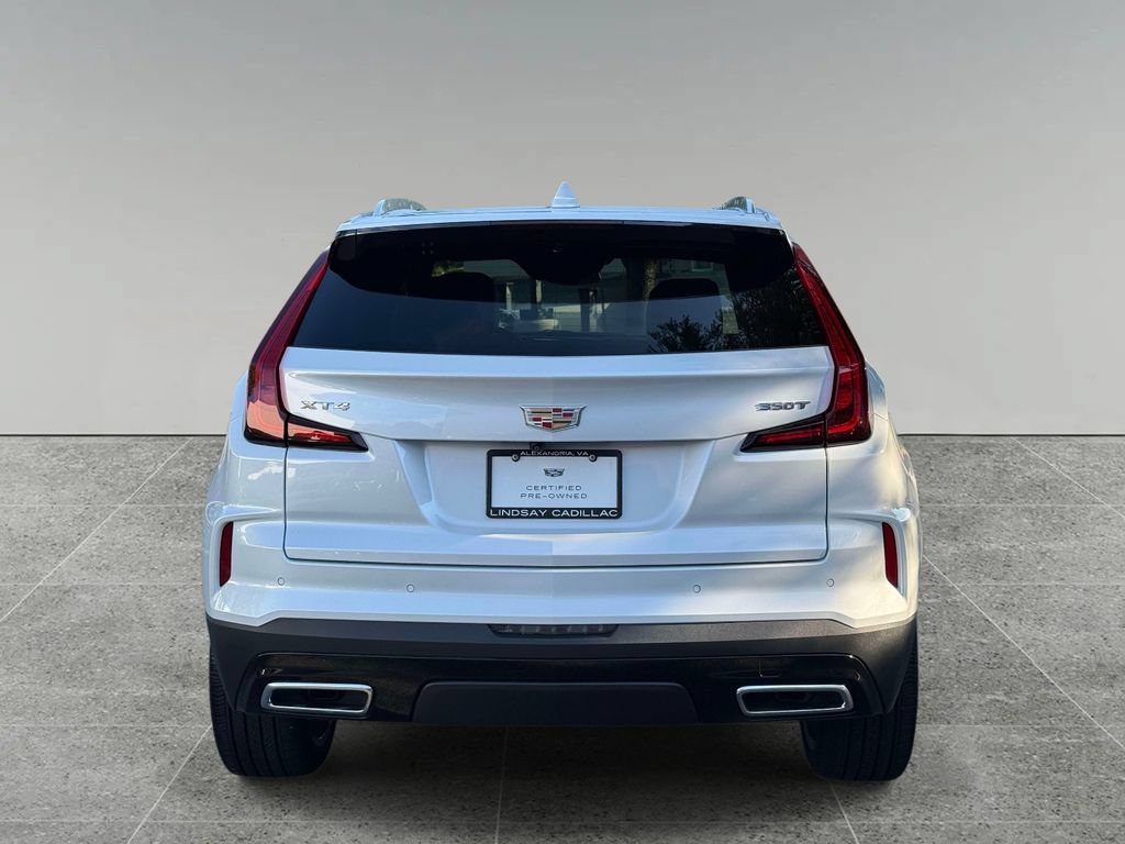 Certified 2025 Cadillac XT4 Premium Luxury FWD image 11