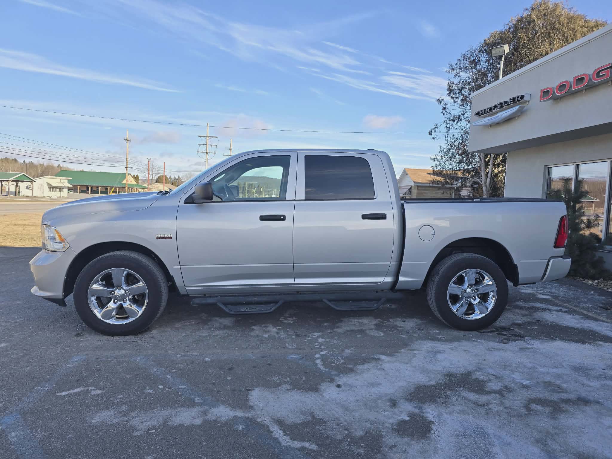 Used 2019 RAM 1500 Express w/ Express Value Package image 7