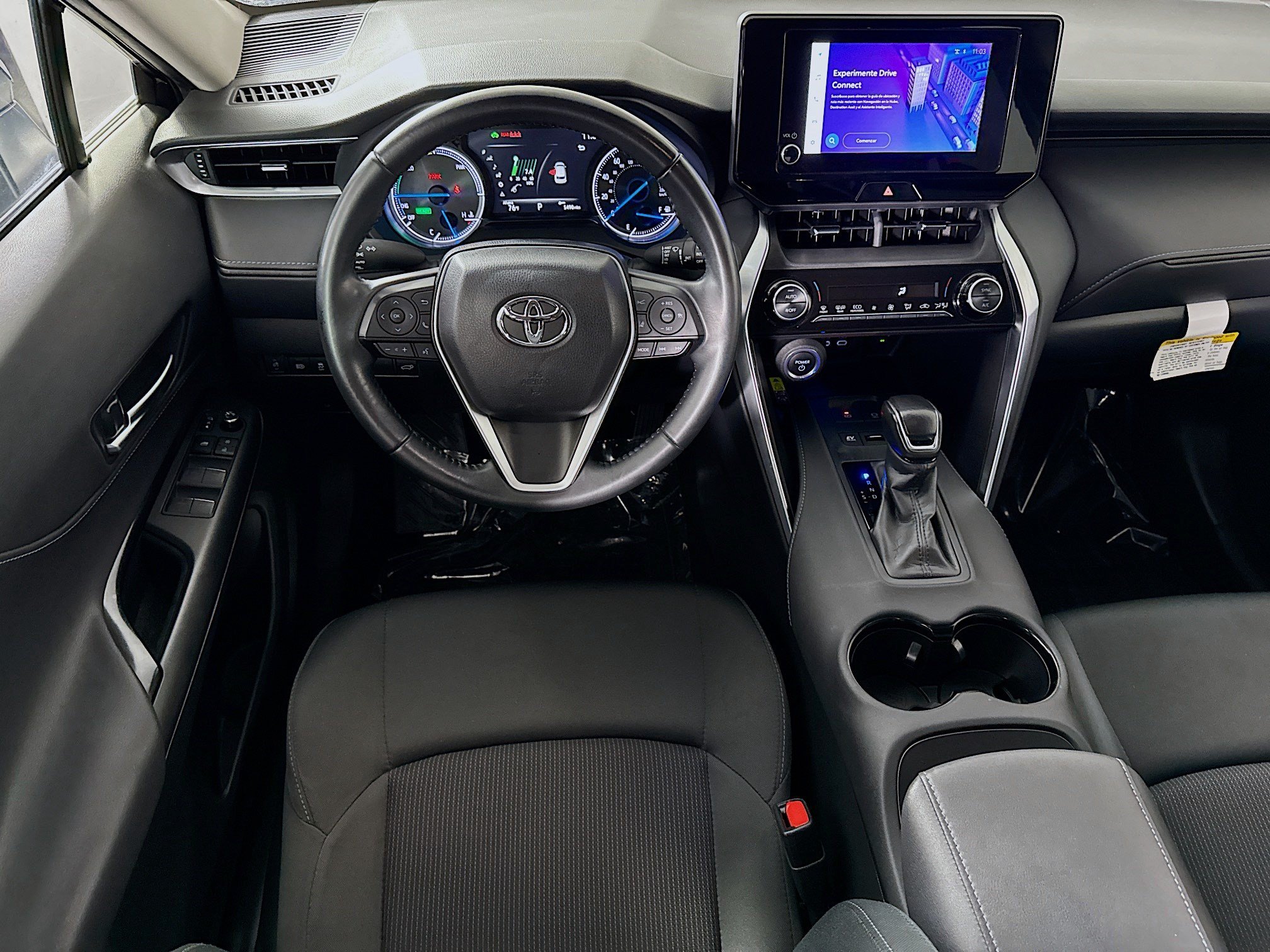 Used 2024 Toyota Venza LE AWD/4WD image 17