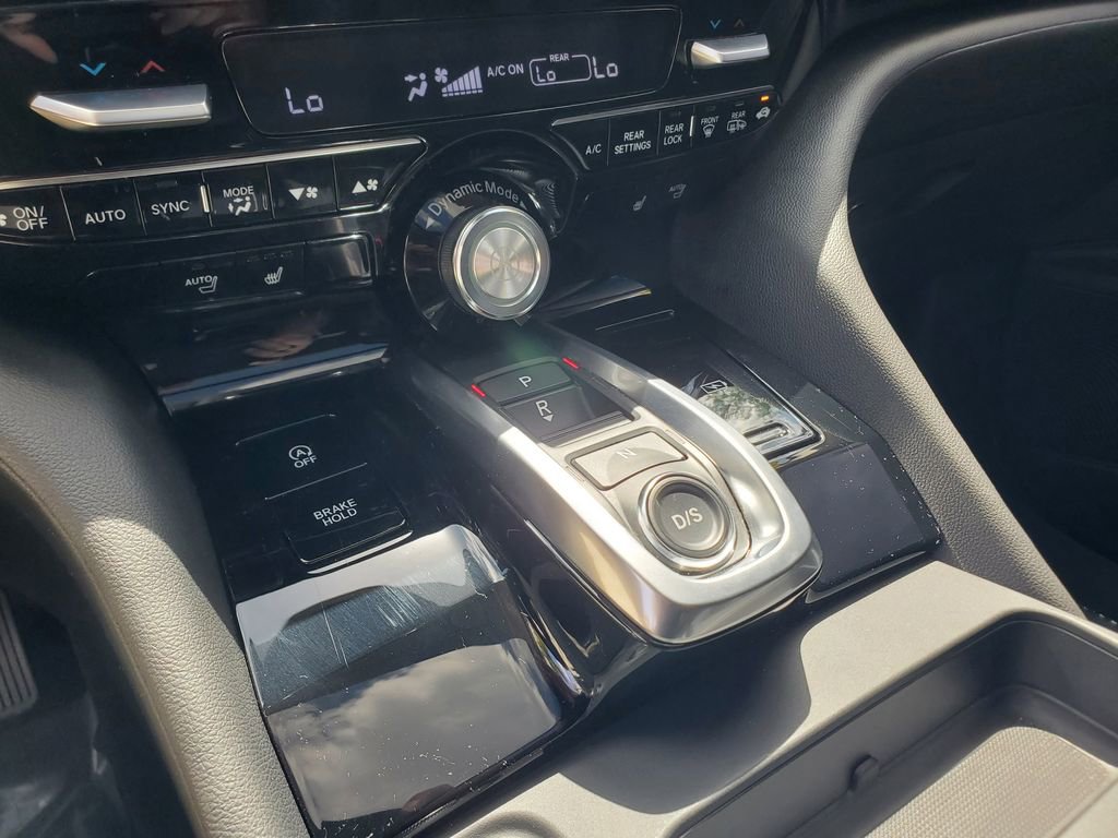 Used 2025 Acura MDX FWD image 34