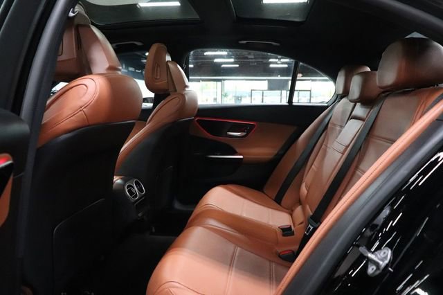Used 2022 Mercedes-Benz C 300 Sedan image 15