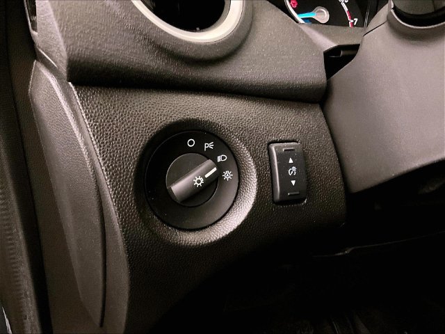 Used 2019 Ford Fiesta SE FWD image 30