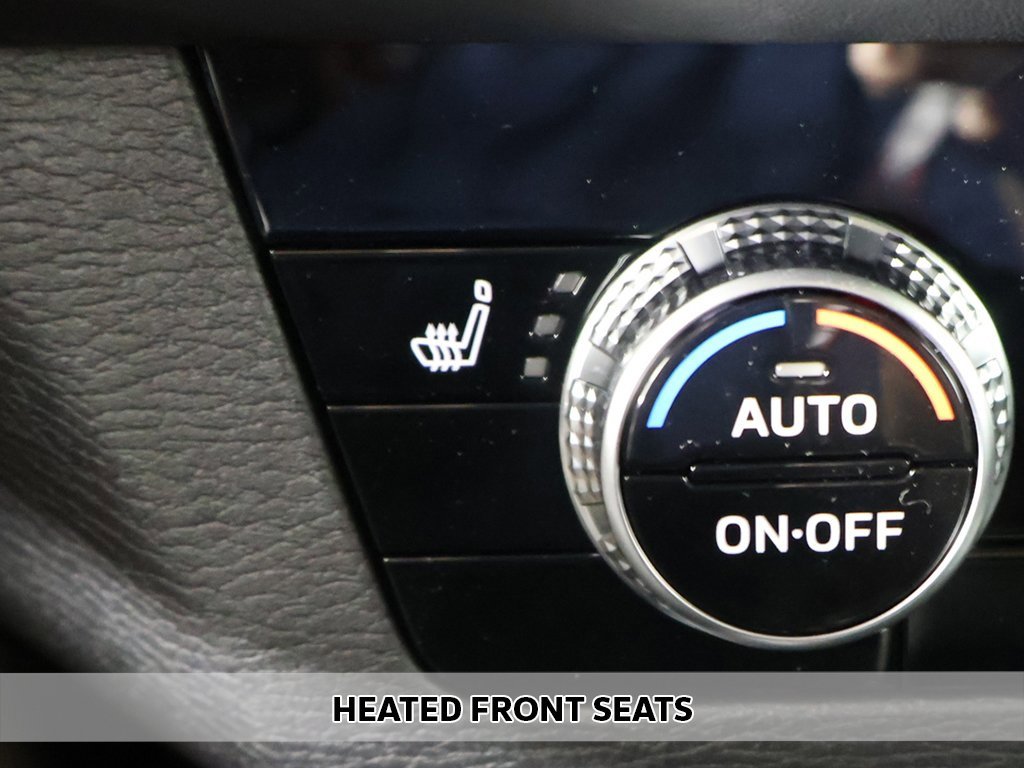 New 2025 Mitsubishi Outlander SE image 9