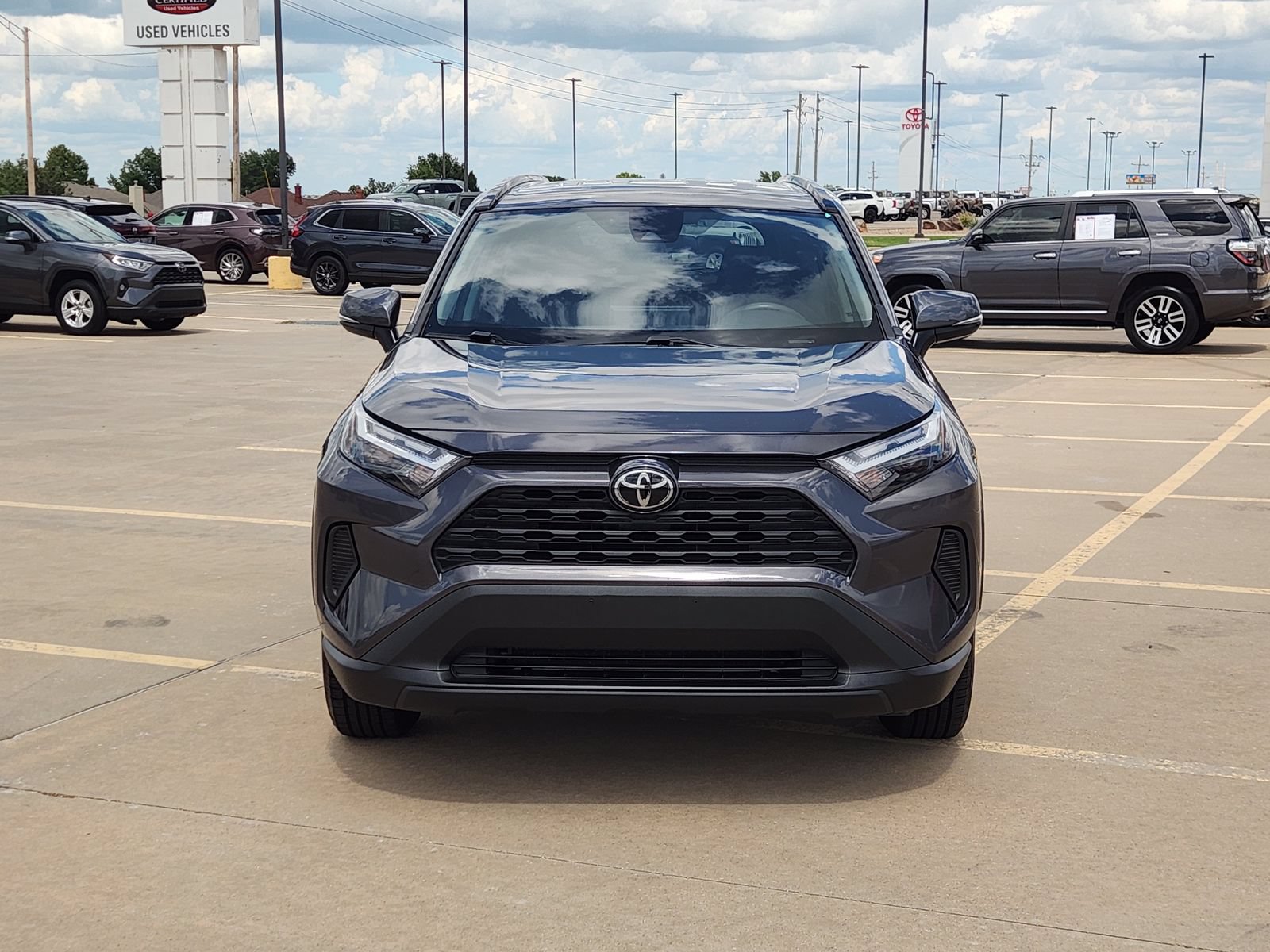 Used 2024 Toyota RAV4 XLE FWD image 6