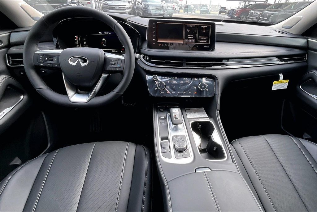 Certified 2026 INFINITI QX60 Luxe w/ Family Package FWD image 7