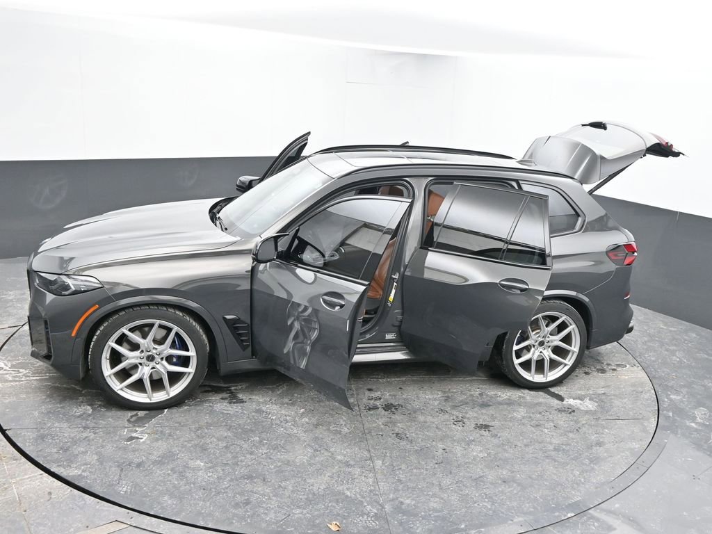 Used 2024 BMW X5 M60i AWD/4WD image 60