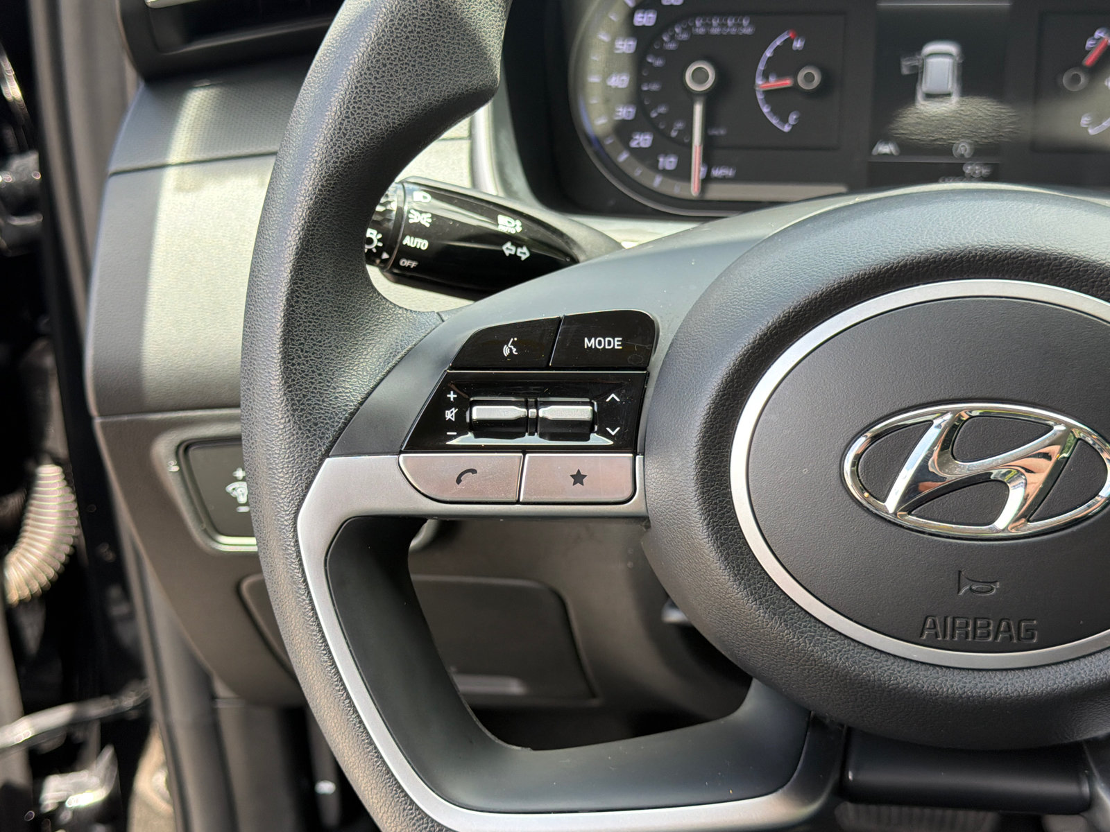 Certified 2024 Hyundai Tucson SE FWD image 25