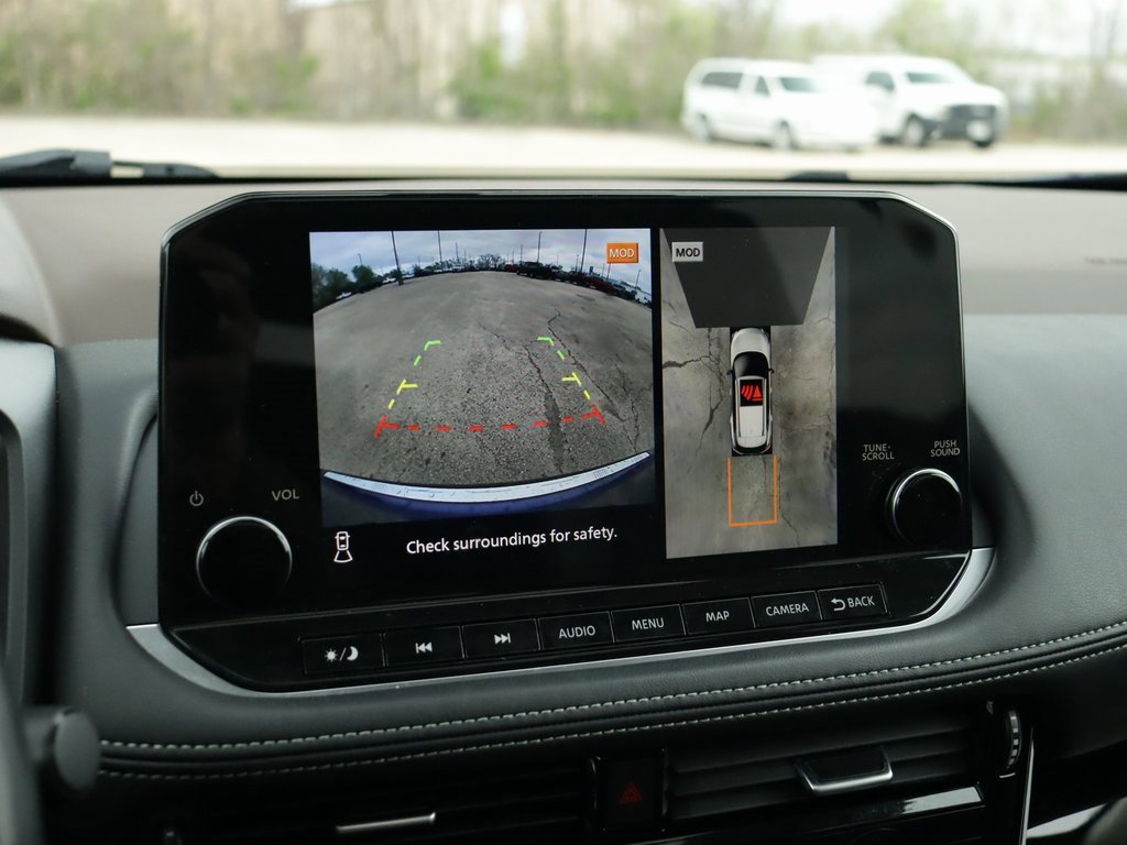 Used 2023 Nissan Rogue SL w/ SL Premium Package image 16