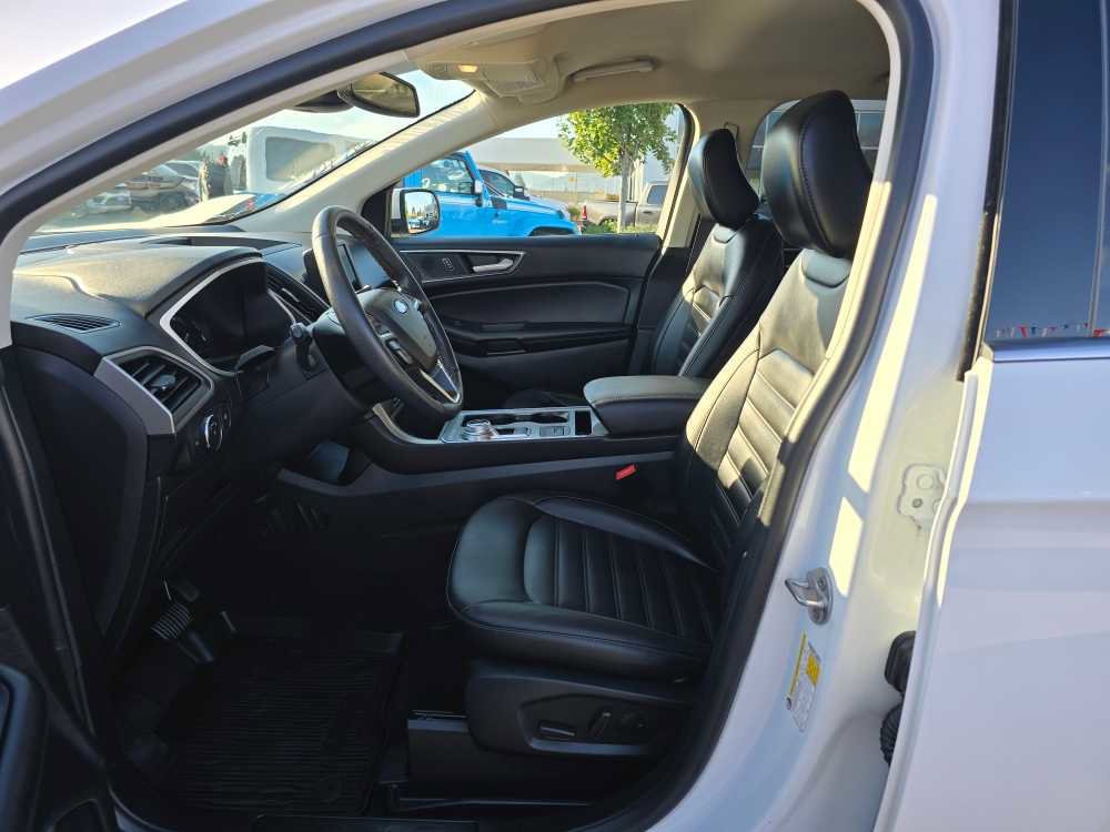 Used 2021 Ford Edge SEL w/ Cargo Accessory Package image 6