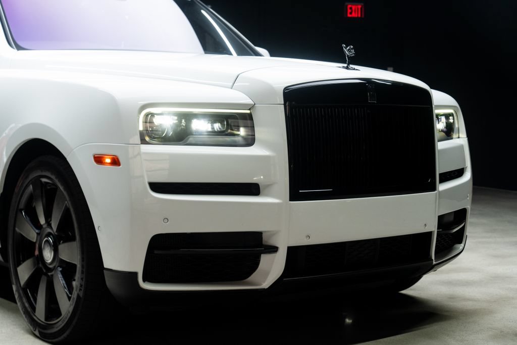 Used 2022 Rolls-Royce Cullinan AWD/4WD image 8