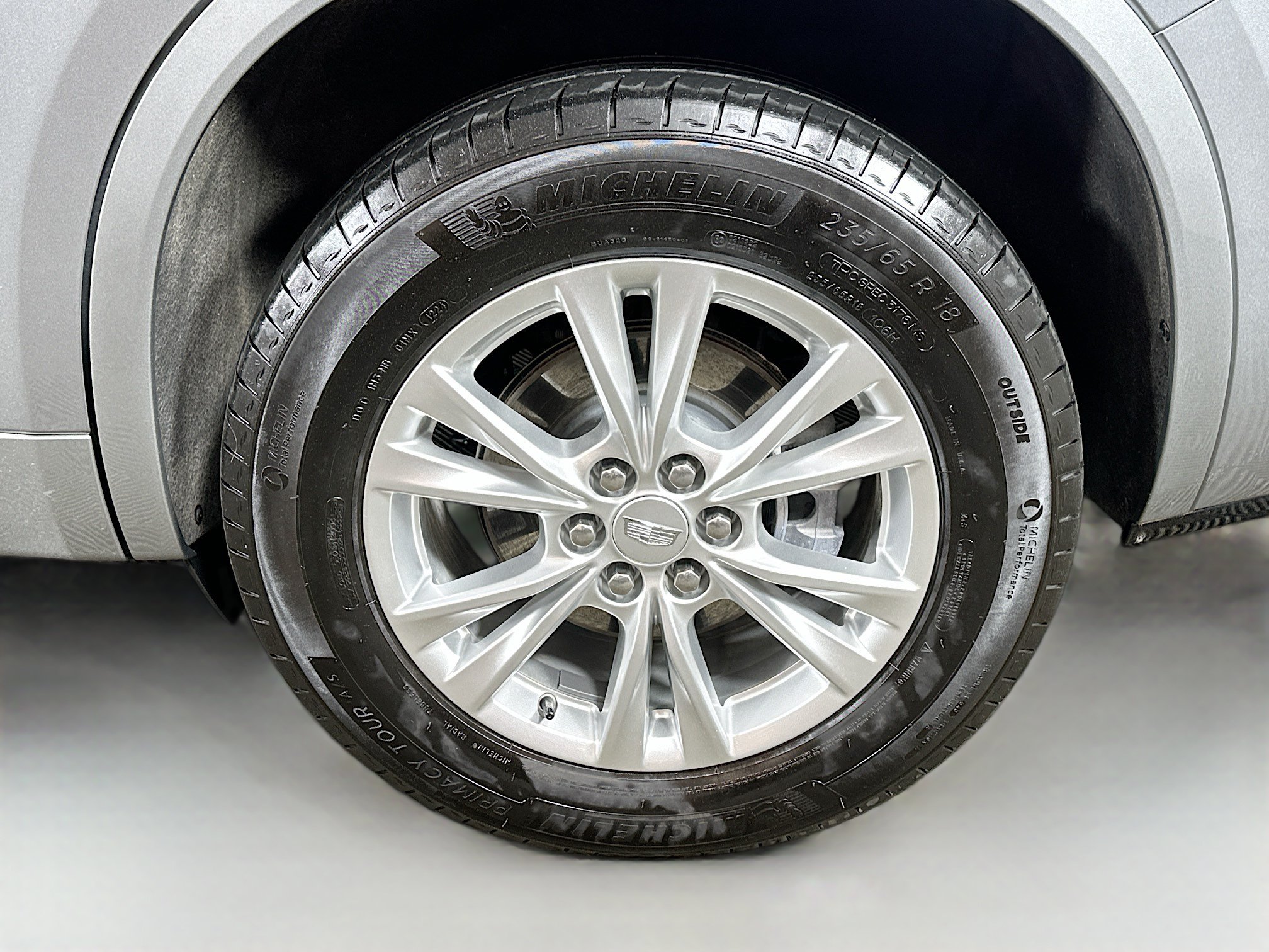 Used 2024 Cadillac XT6 Luxury AWD/4WD image 32
