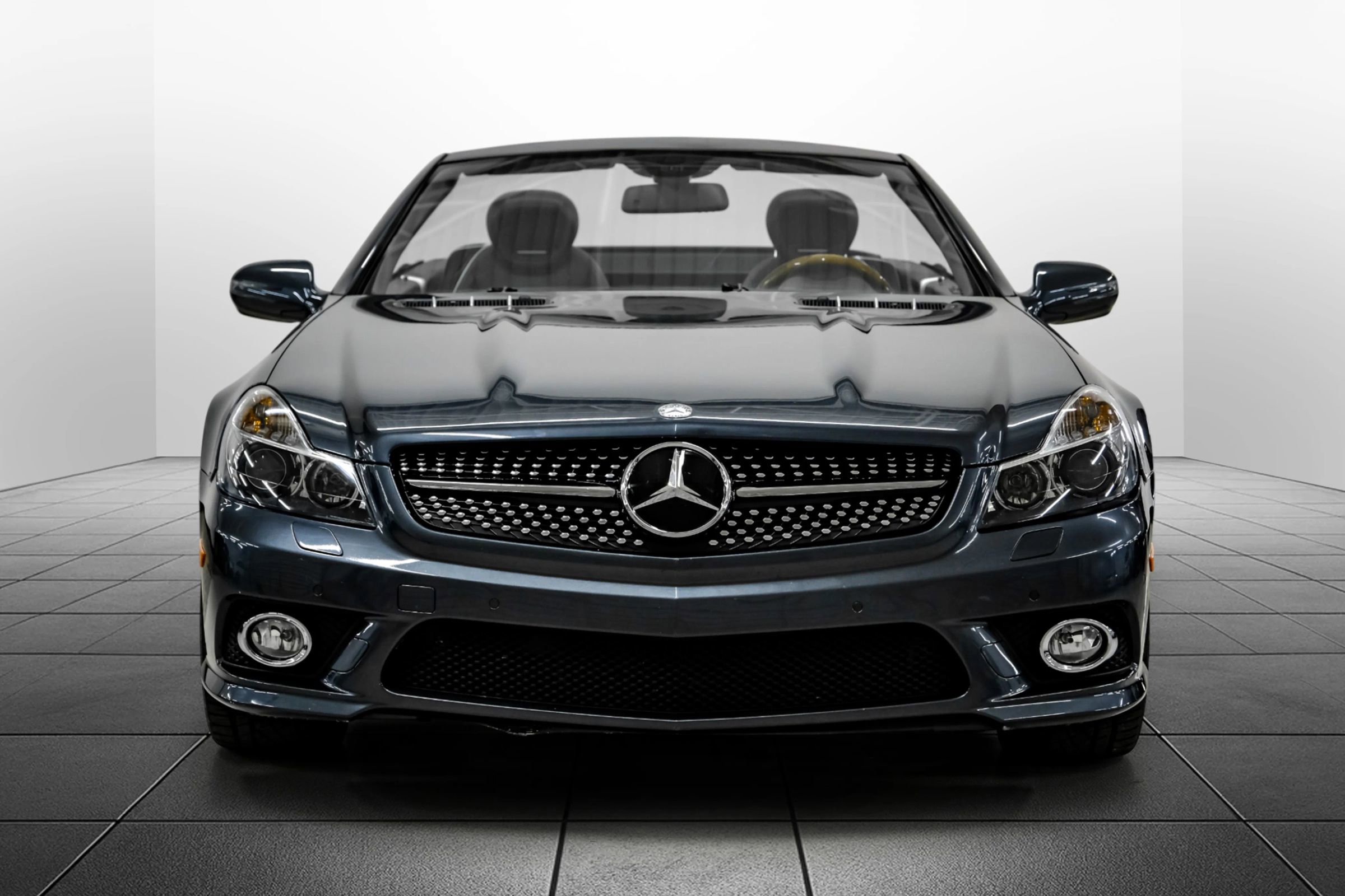 Used 2012 Mercedes-Benz SL 550 image 7