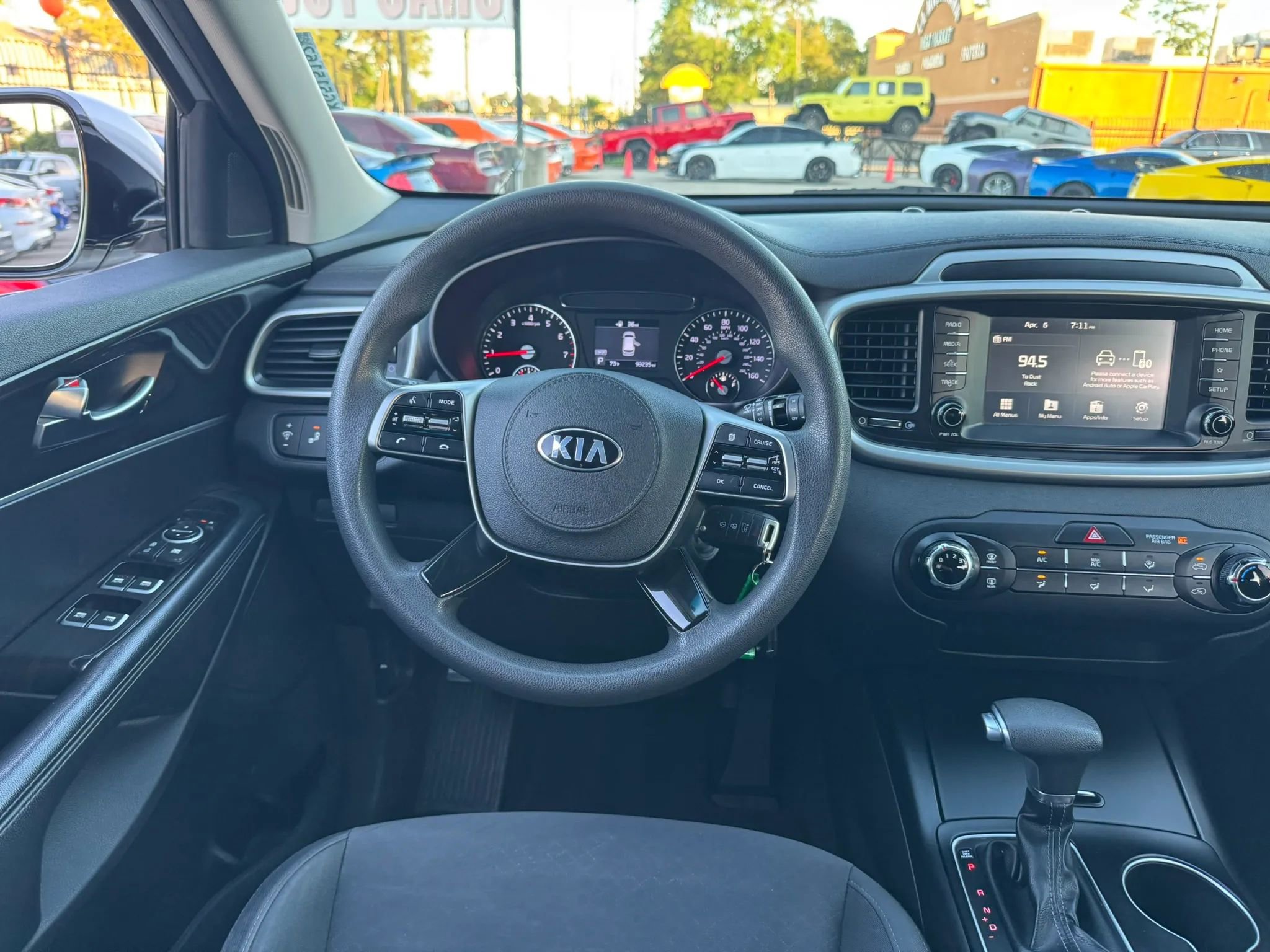 Used 2019 Kia Sorento LX image 27