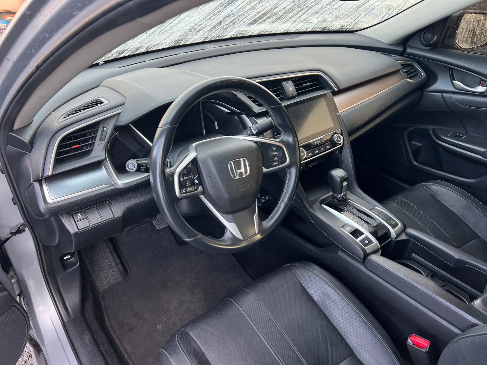 Used 2018 Honda Civic EX-L image 18