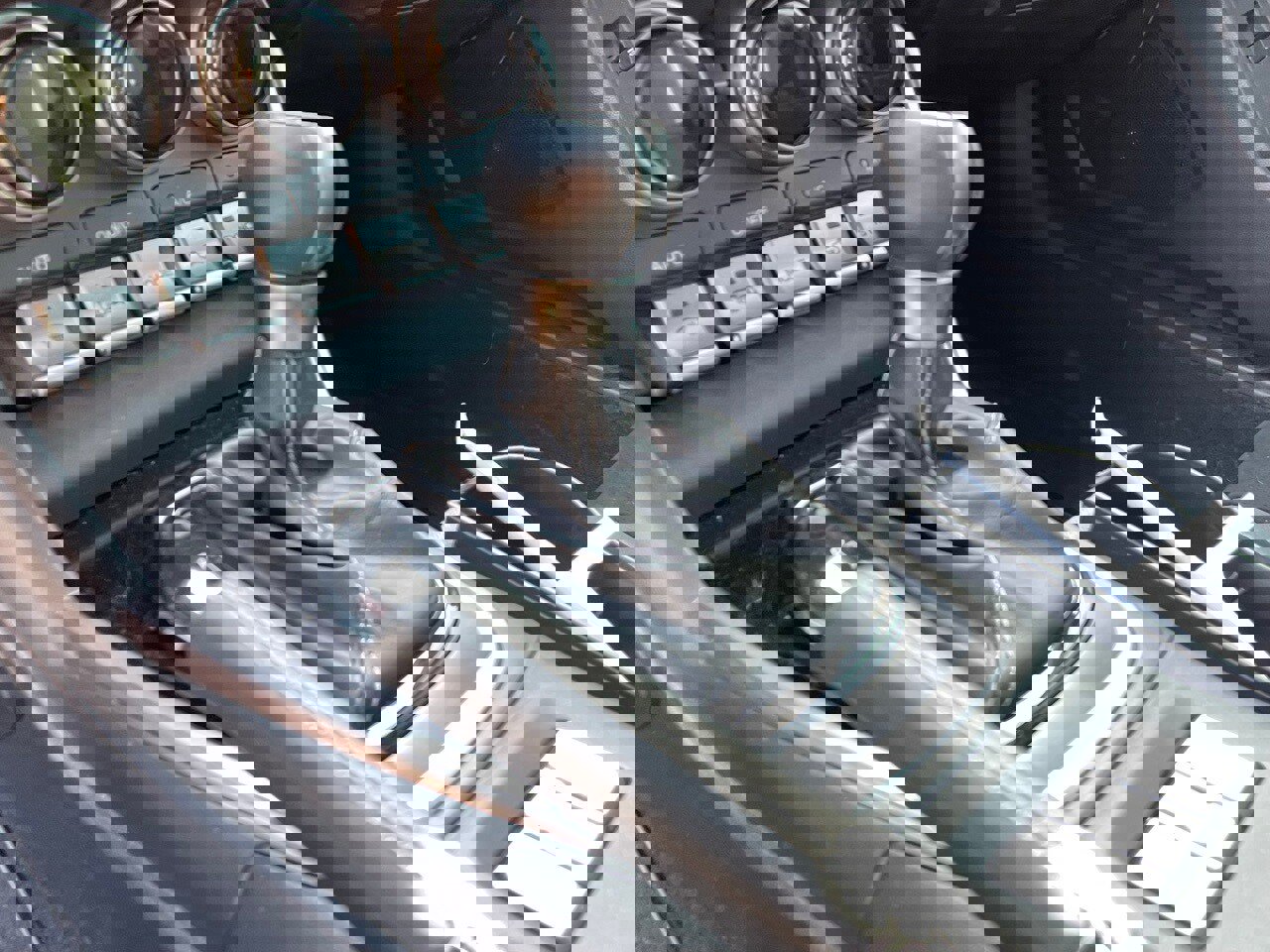 Used 2023 Toyota GR86 Premium image 9