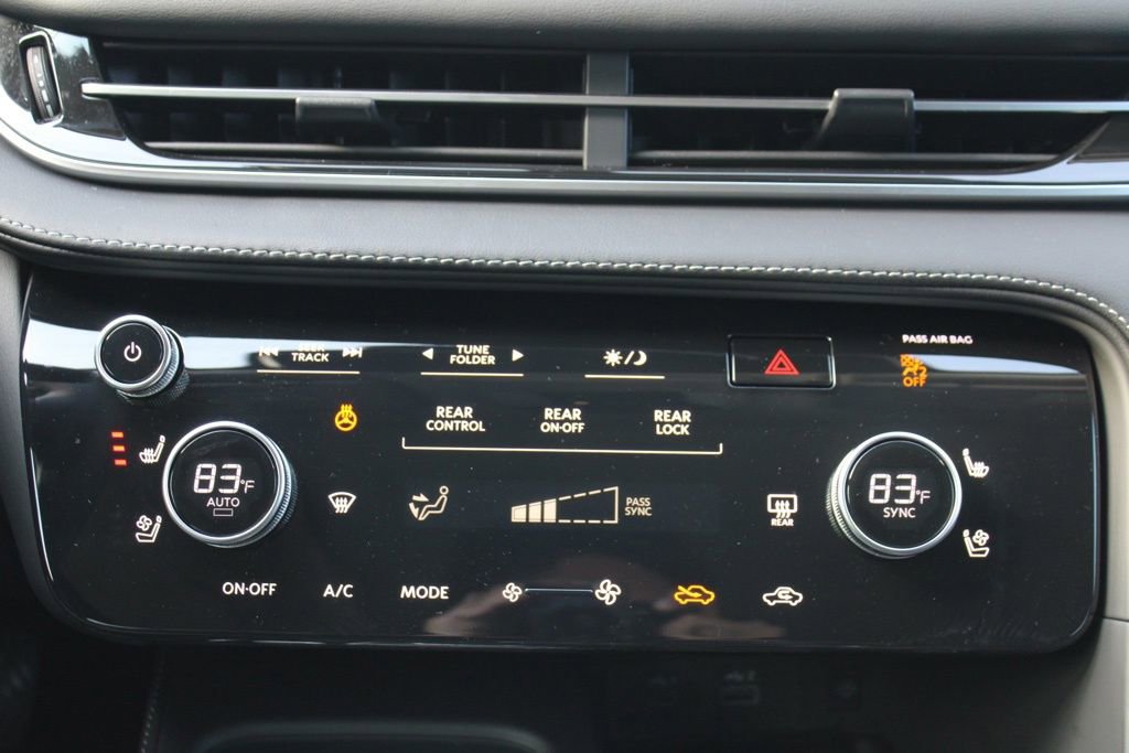 Certified 2025 INFINITI QX60 Luxe image 22