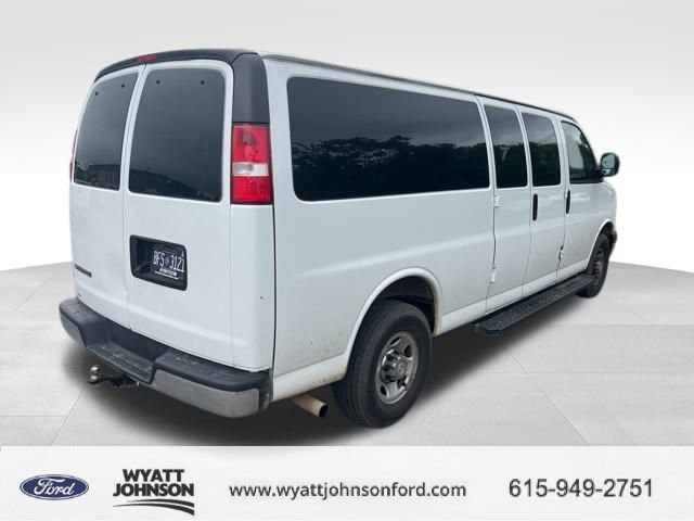 Used 2019 Chevrolet Express 3500 LT w/ LT Preferred Equipment Group RWD image 5