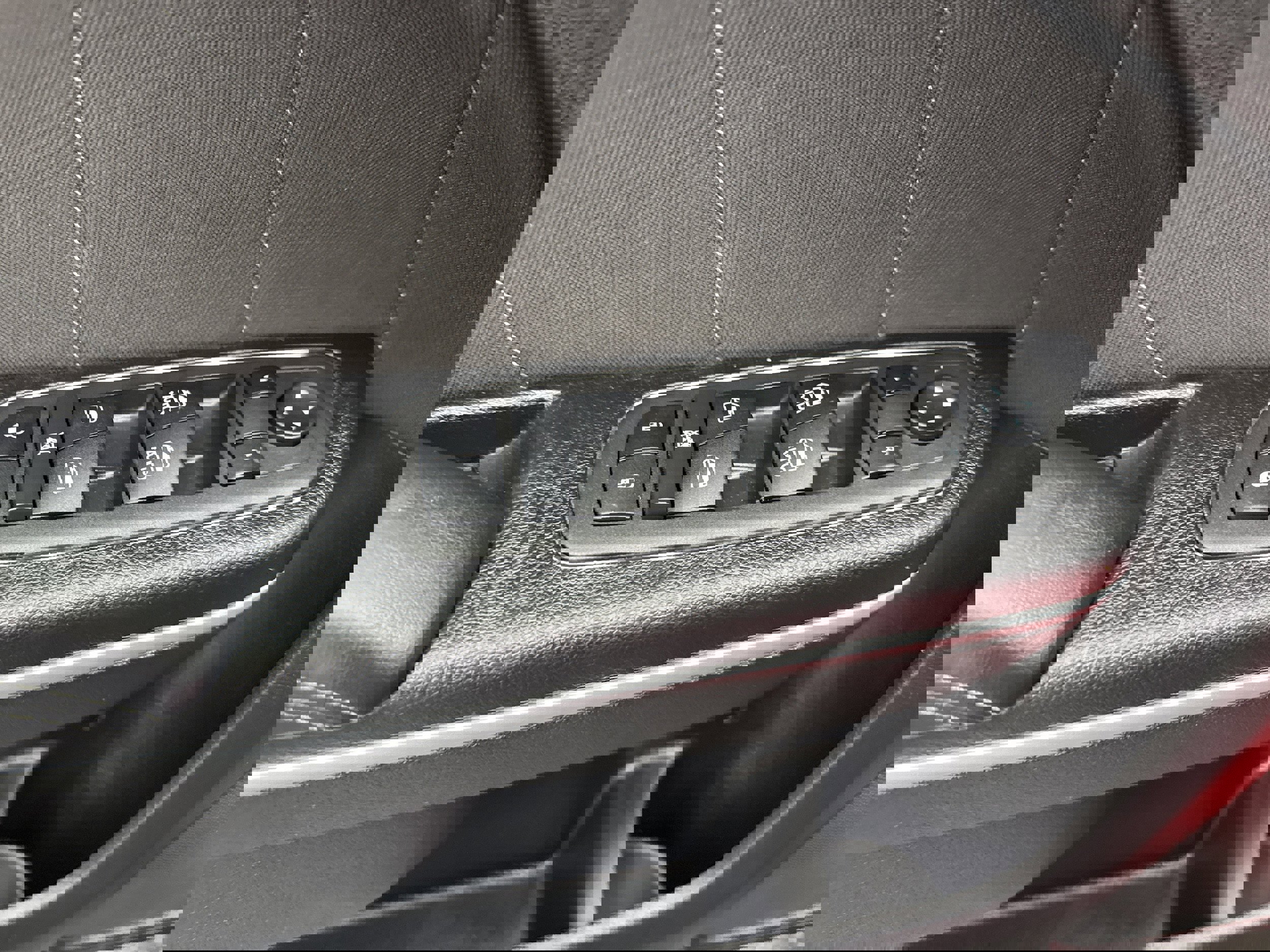 Used 2022 Dodge Charger SXT image 6