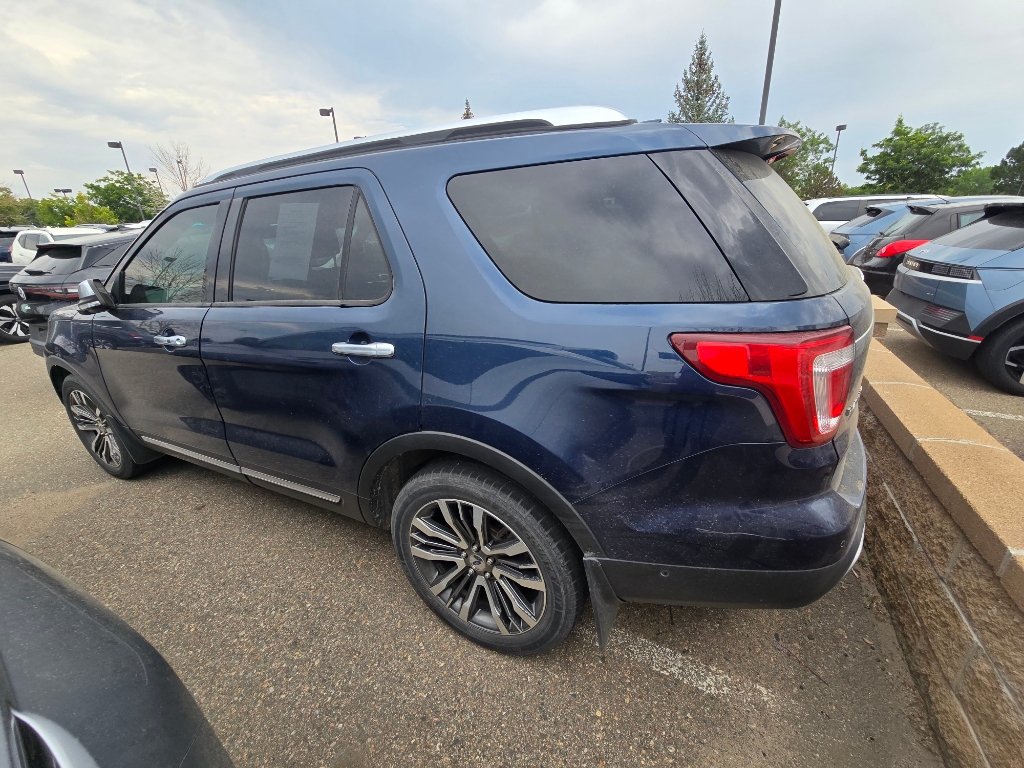 Used 2017 Ford Explorer Platinum AWD/4WD image 14