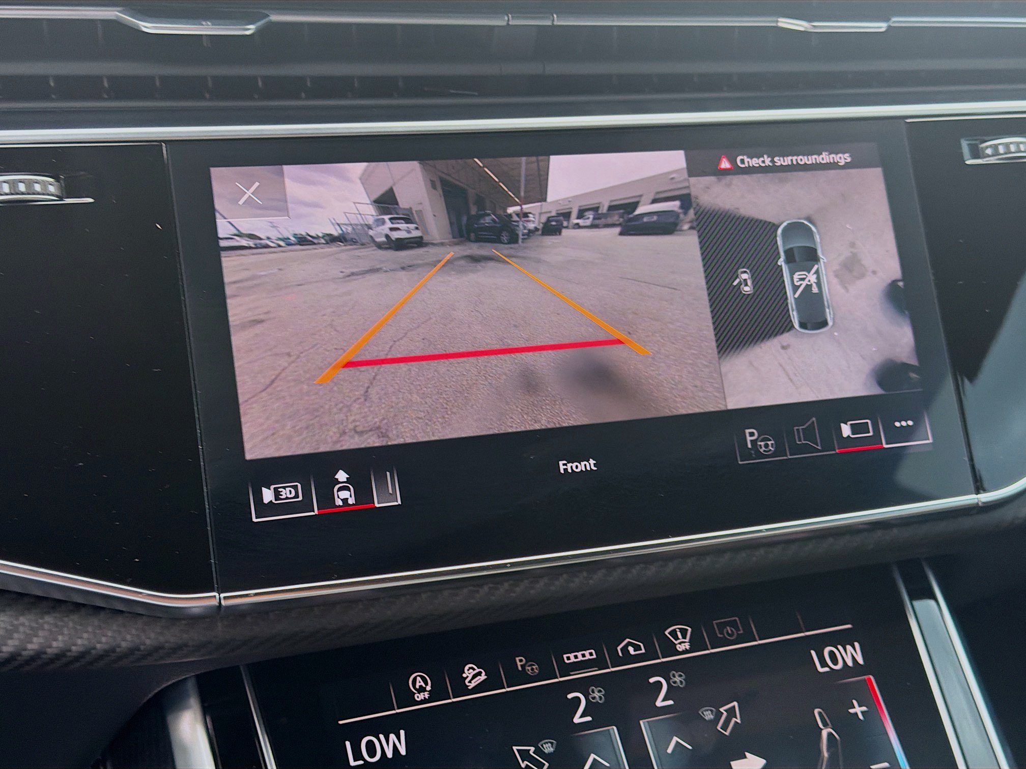 Used 2024 Audi SQ8 Prestige AWD/4WD image 13