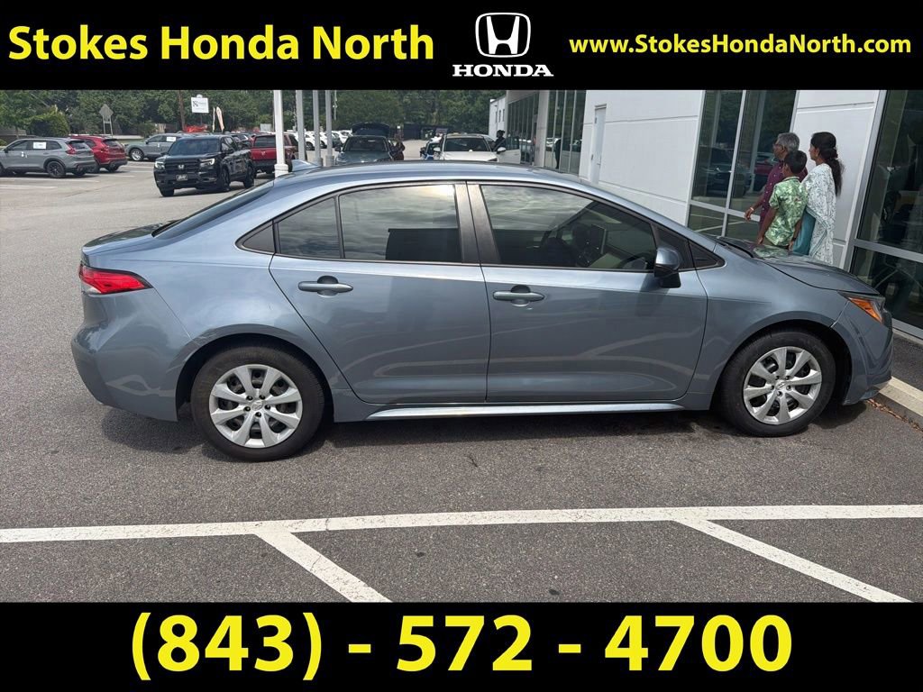 Used 2021 Toyota Corolla LE FWD image 6