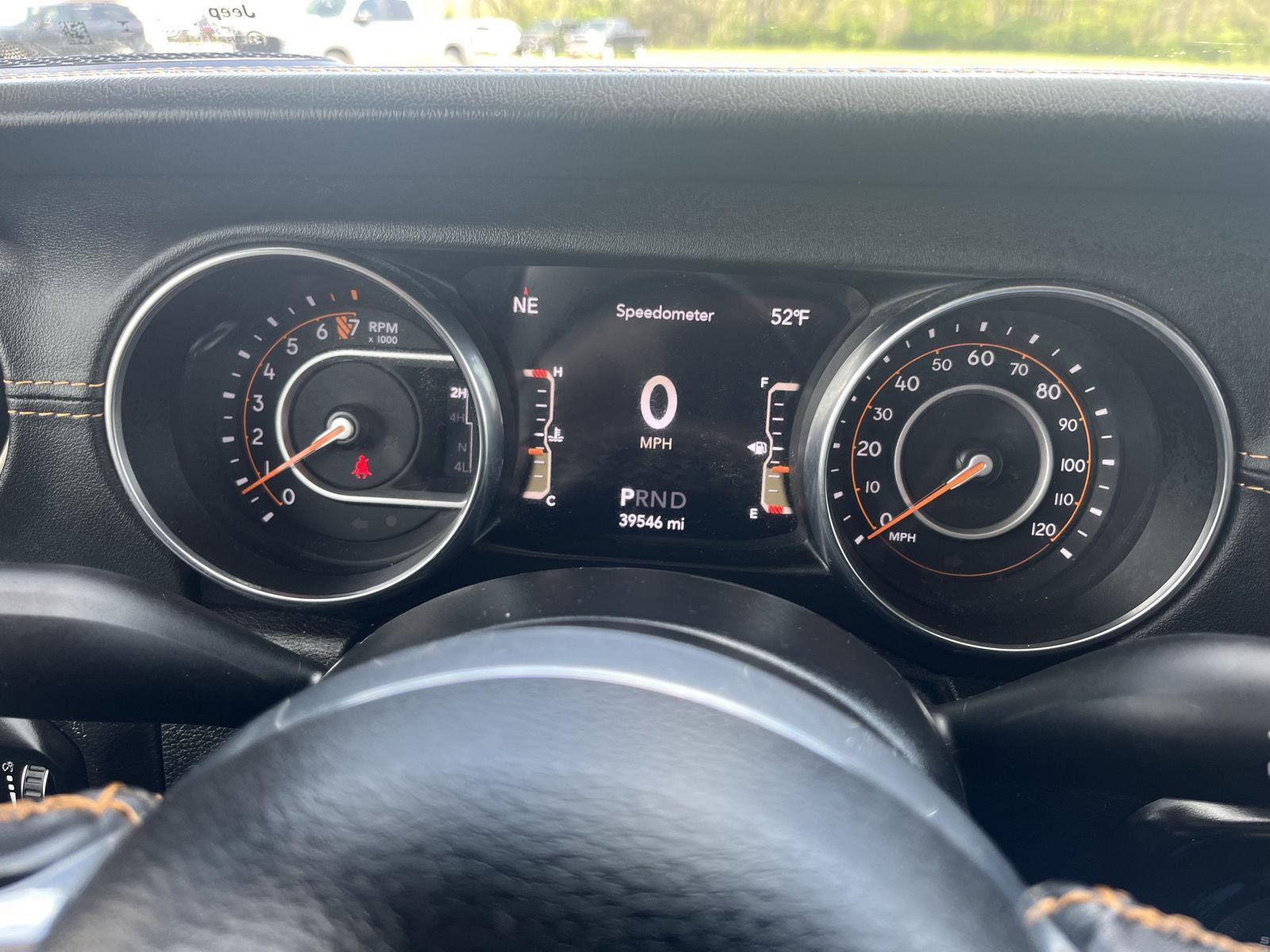 Used 2022 Jeep Gladiator Overland AWD/4WD image 18