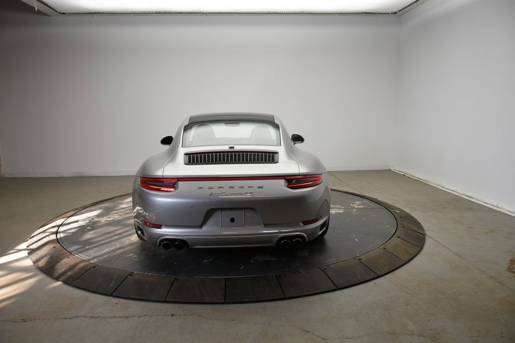 Certified 2019 Porsche 911 Carrera 4S image 6