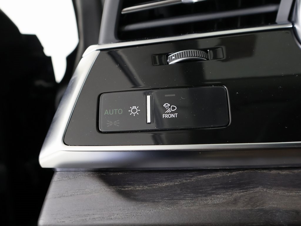 New 2026 Audi Q8 Prestige image 24